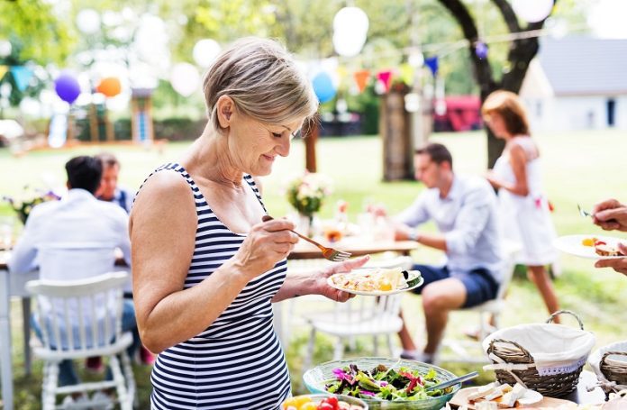 Smart eating habits for effective acid reflux management