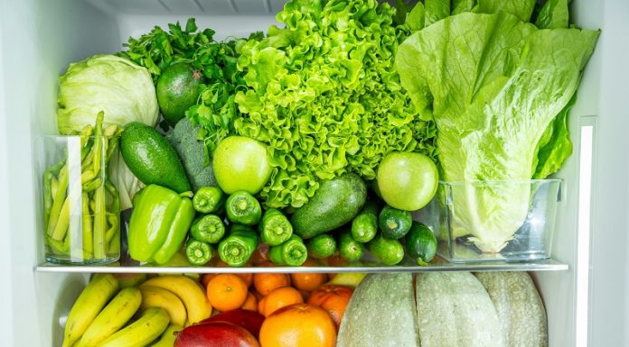 More fruit, less processed meat could prevent thousands of illnesses by 2050