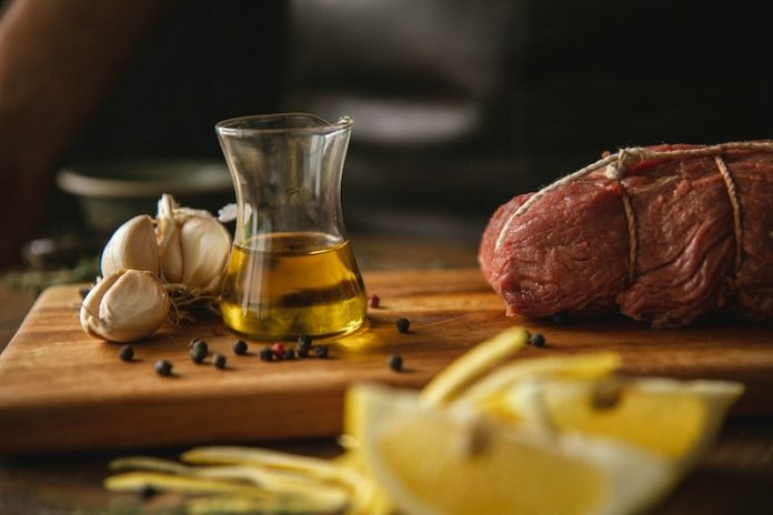 Olive oil fat linked to obesity risk