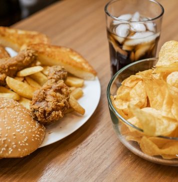 High-fat diet quickly impairs memory in older adults, study finds